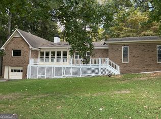 105 Benson Cir, Fayetteville, GA 30214