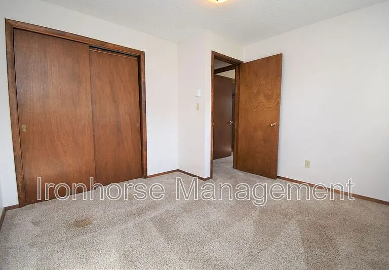 1901 S Black Ave #C — Photo 18