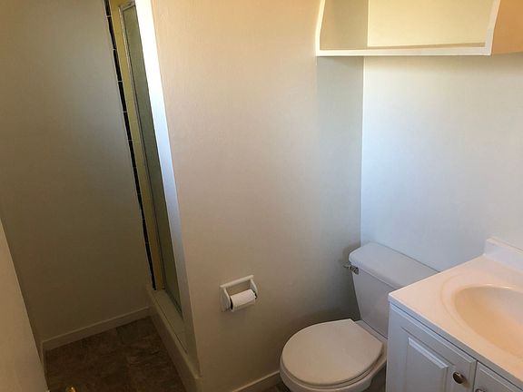 2nd image of 125 College St #6