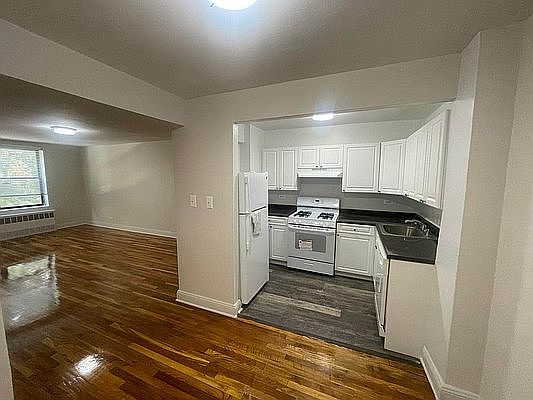4th image of 102-30 67th Ave #3T