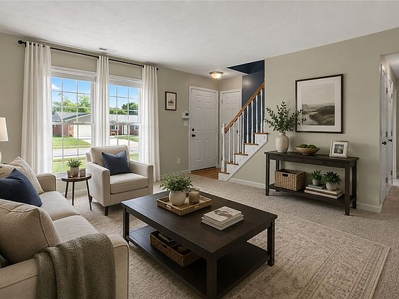 4th image of 652 Nevada Dr