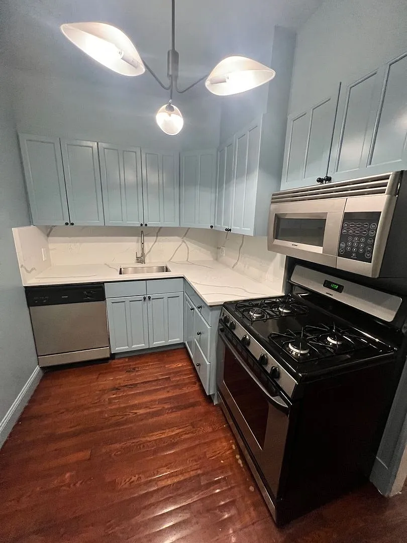 Cozy Allston one bedroom apartment available — Photo 1