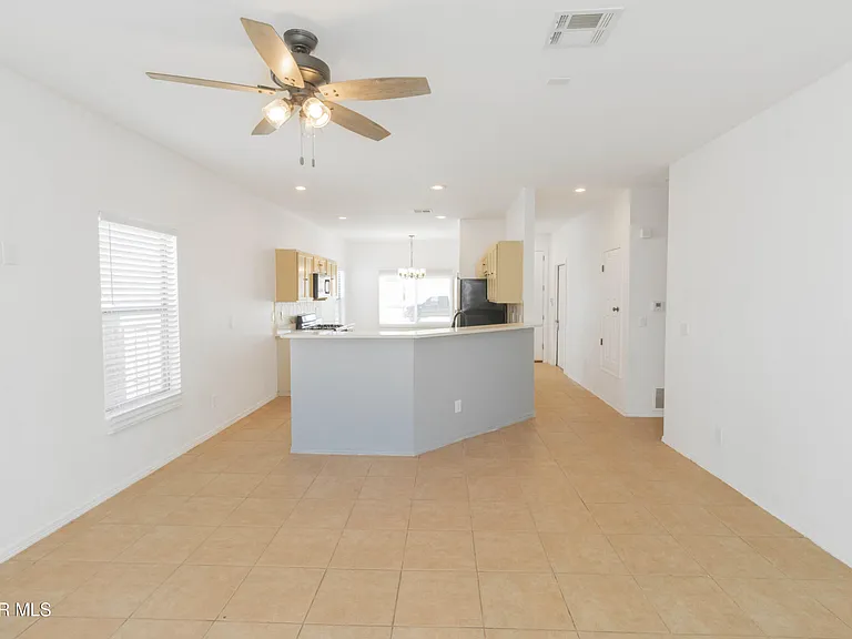 14749 Sand Gate Dr — Photo 3