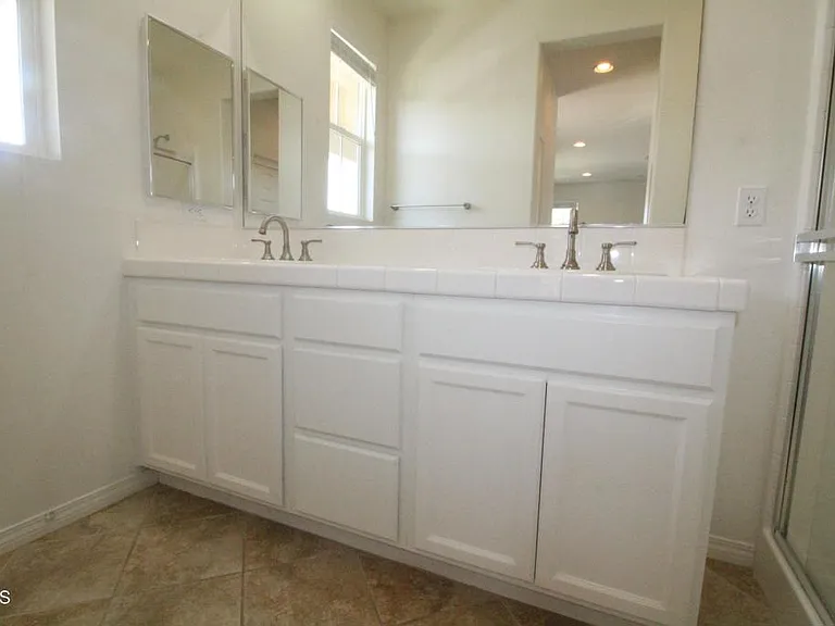 3139 Lisbon Ln — Photo 33