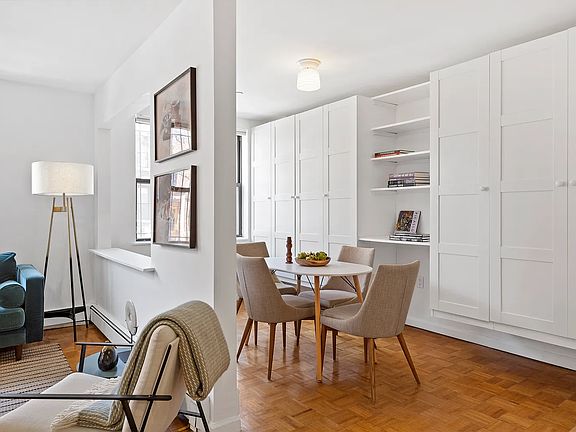 2nd image of 712 Sackett St APT 1F