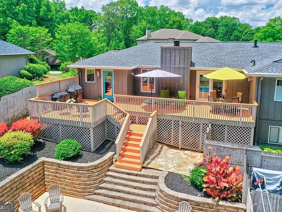 5th image of 756 Hillwood Dr
