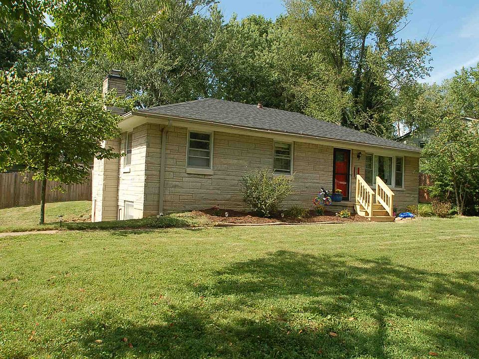 1st image of 4303 E Deckard Dr