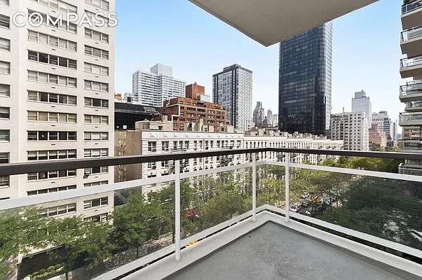 Rented by Compass | media 6