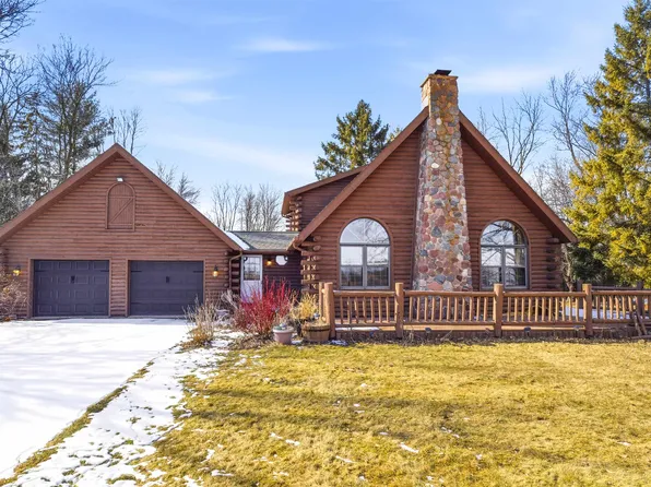 N8665 Firelane #10, Menasha, WI 54952