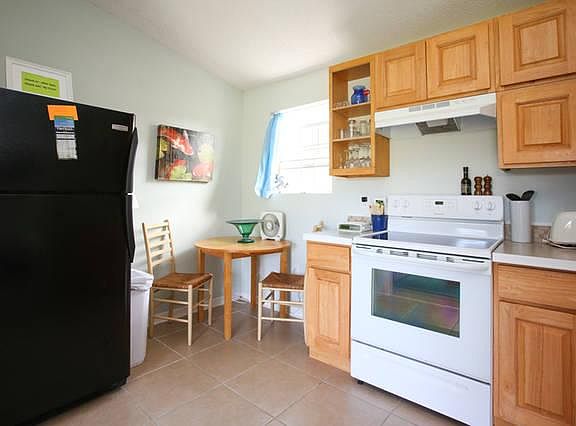 5th image of 8947 Jeannette St APT B