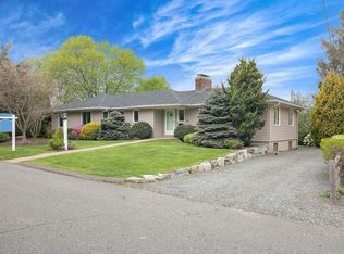 30 Blueberry Rd, Marblehead, MA 01945