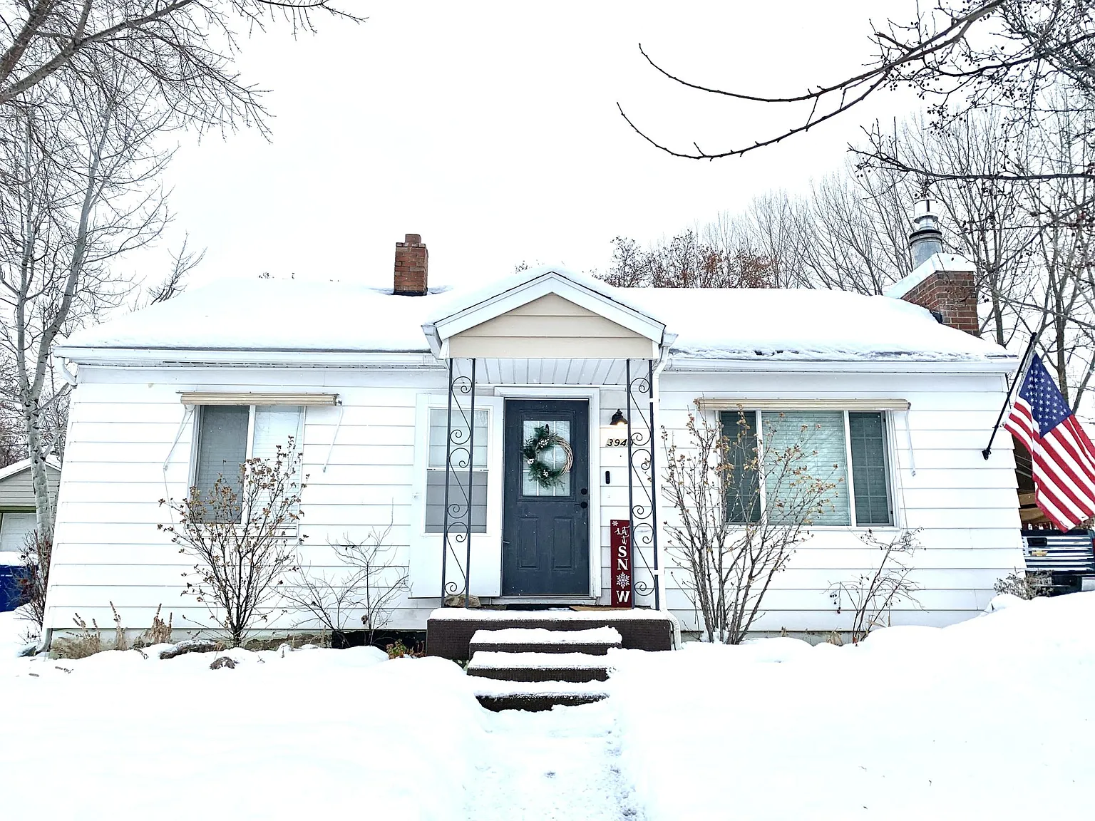 4 bed, 1576 sqft, $2,200 — Photo 2