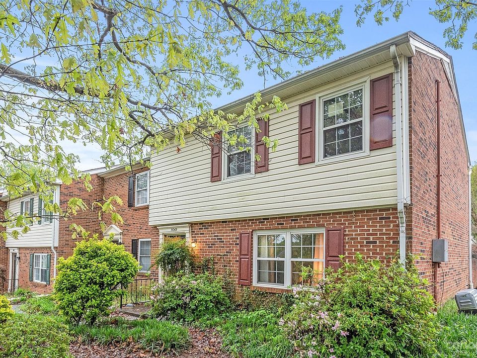 1st image of 11049 Hunter Trail Ln