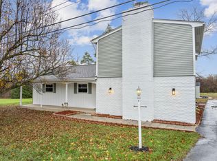 1361 Dyer Rd, Grove City, OH 43123