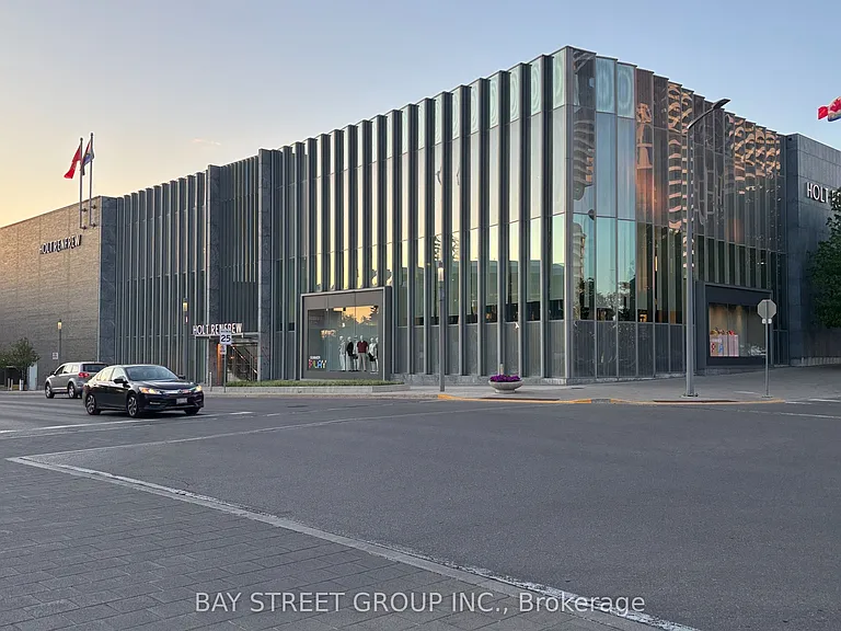 310 Burnhamthorpe Rd W #1913 — Photo 17