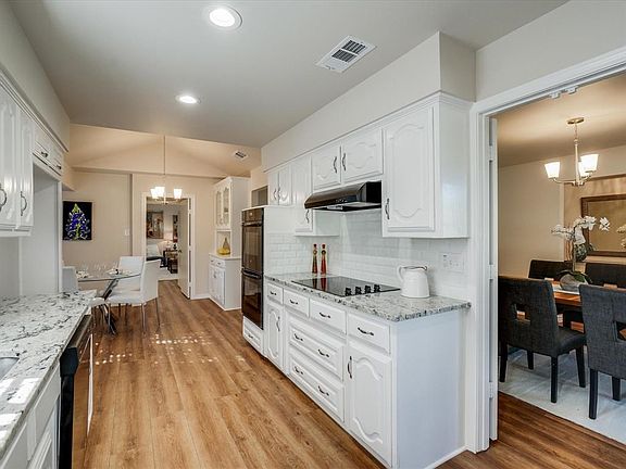 5th image of 3408 Therondunn Dr