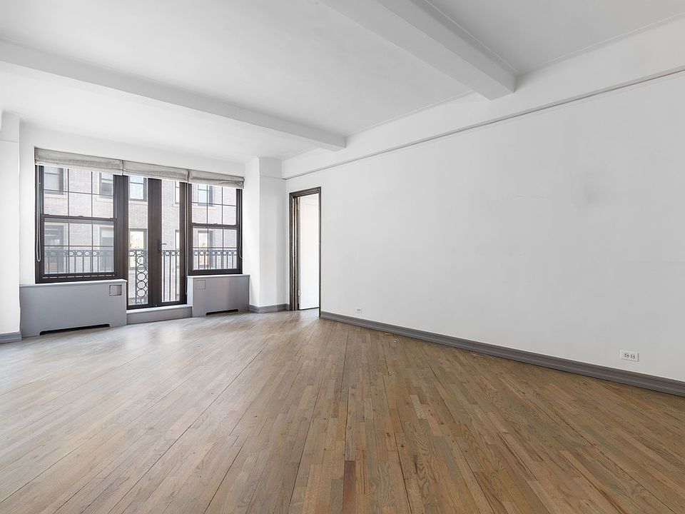1st image of 1 University Pl APT 3C