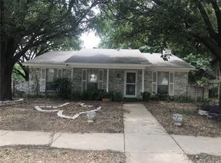 5521 Susan Lee Ln, North Richland Hills, TX 76180