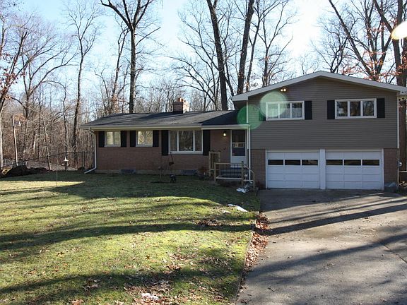2nd image of 234 Knoll Dr
