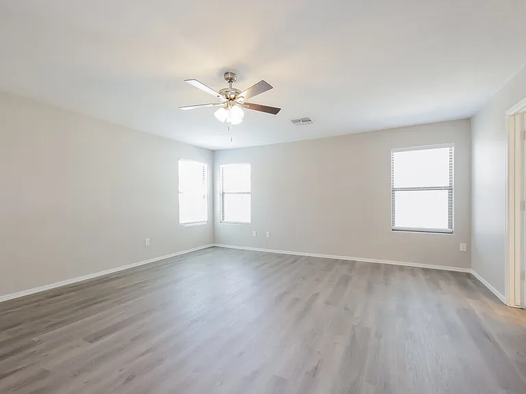21160 E Munoz St — Photo 10