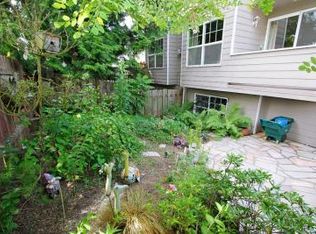 315 NW 103rd St, Seattle, WA 98177