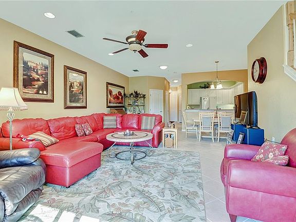 3rd image of 3220 Cottonwood Bnd APT 604