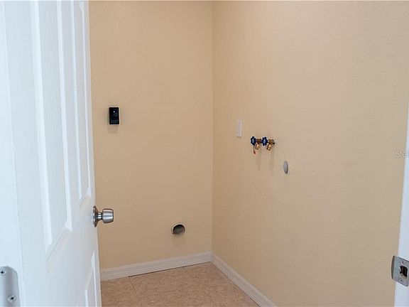5th image of 810 15th Ave S