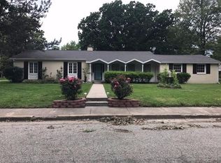 115 S Rutter Ave, Chanute, KS 66720