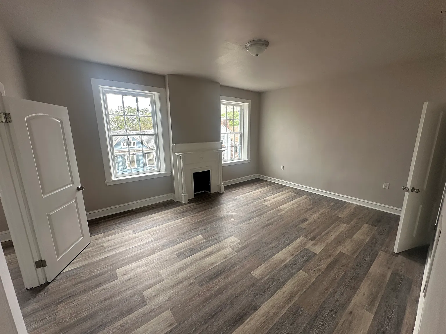 2 bed, 1100 sqft, $1,585 — Photo 3