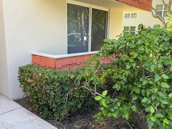 802 Cypress Boulevard #101, Pompano Beach, FL 33069