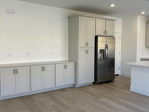 3rd image of 3486 Williamson Dr