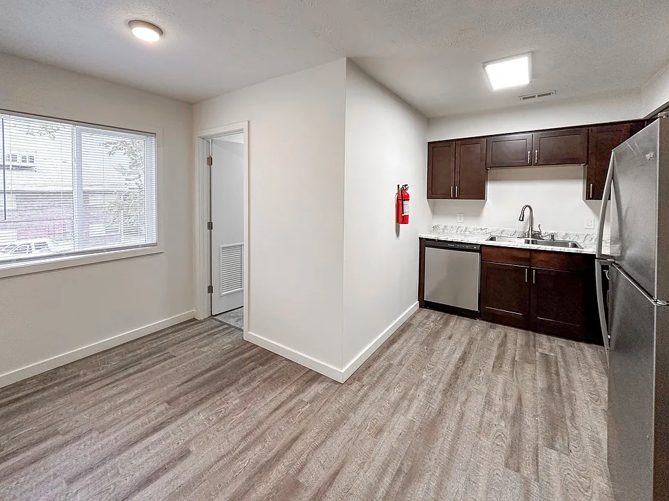 Cedarstone Kitchen - Renovated