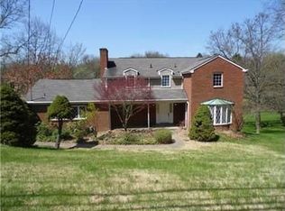 8249 Thompson Run Rd, Pittsburgh, PA 15237