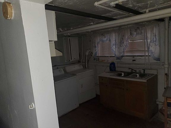 2nd image of 6641 S Hoyne Ave