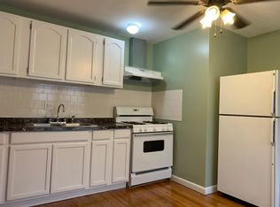 35 Fenwood Ave #3L, Pawtucket, RI 02860