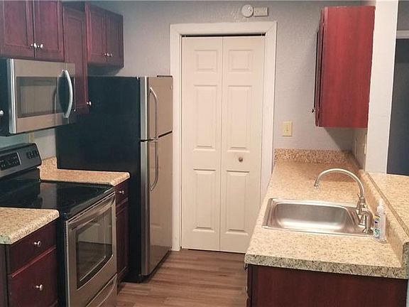5th image of 10265 Gandy Blvd N APT 1001