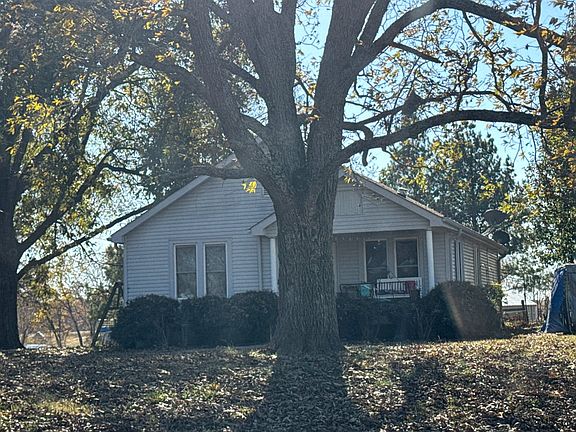 2nd image of 134 Joe Patterson Rd