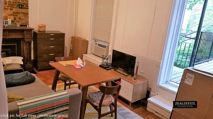 Rented by ZealEstate Group Inc | media 21