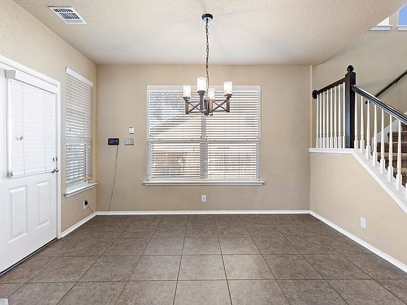 4th image of 292 Cita Roost
