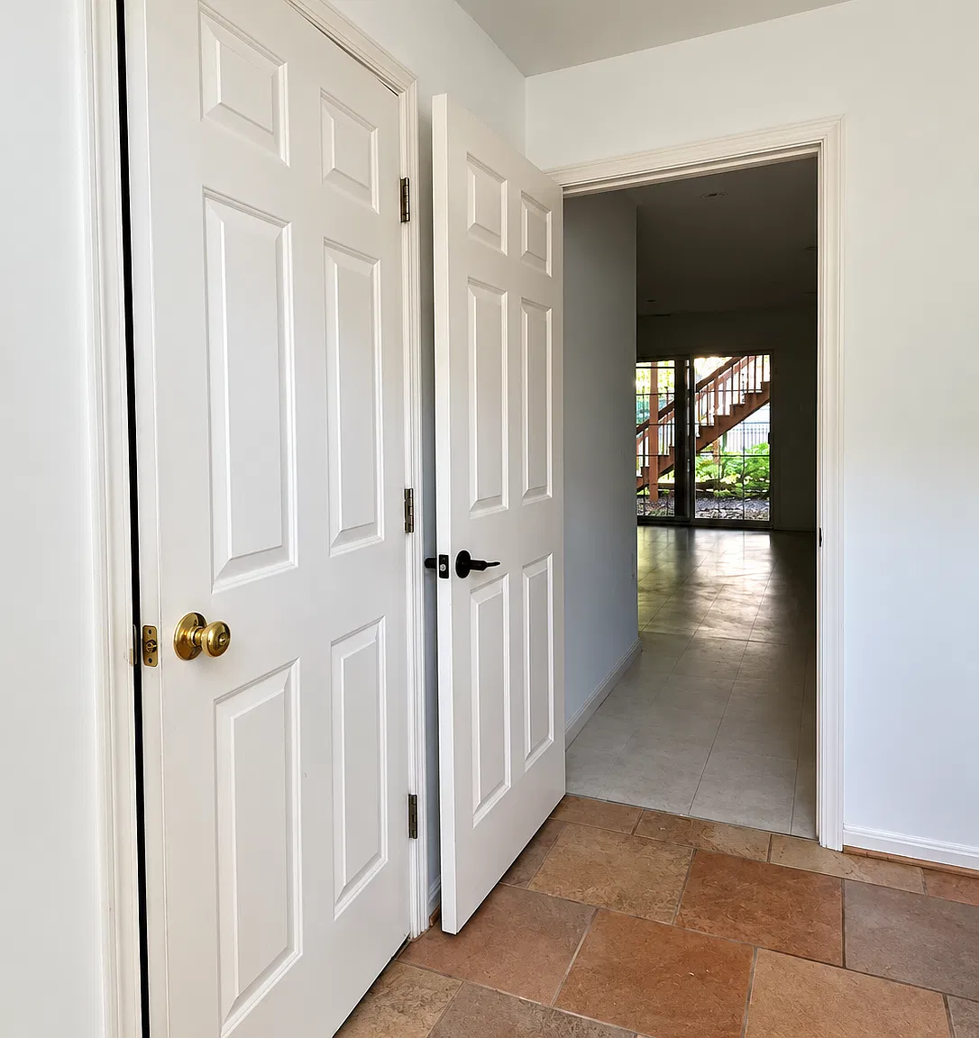 3 bed, 2.5 bath, 2166 sqft, $2,799 — Photo 3