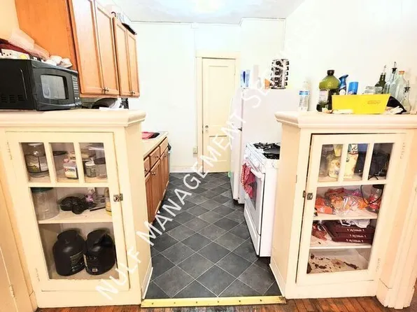 5862 Forbes Ave APT 23, Pittsburgh, PA 15217