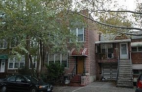 2nd image of 151 Minna St