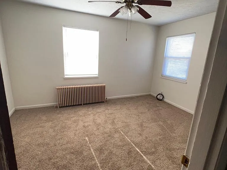 1580 Glenbeck Ave #4 — Photo 3