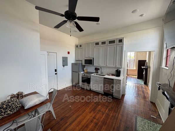 215 Main St #2C, Barnesville, GA 30204
