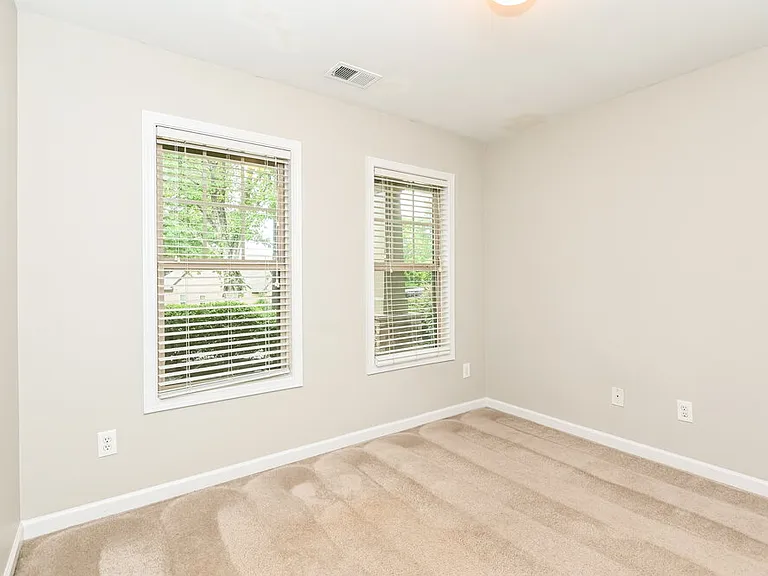 416 Arrowhead Trl — Photo 12