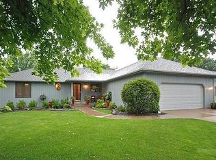 6375 Juneau Ln N, Maple Grove, MN 55311