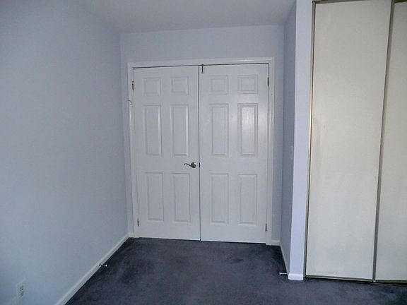 Den/Bedroom