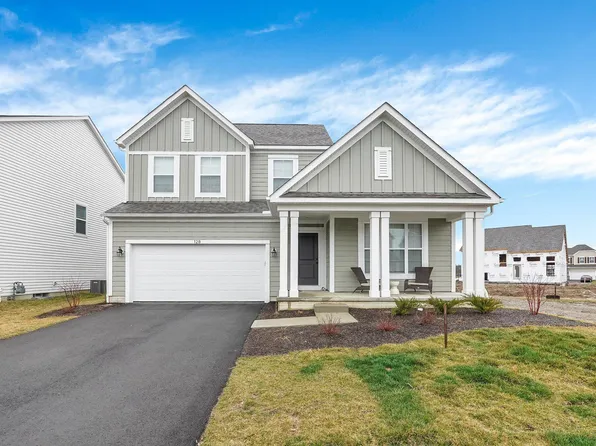 128 Mahogany Dr, Lewis Center, OH 43035