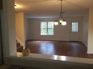 20 Majestic Woods Dr, Gardiner, NY
