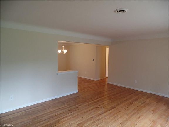 4th image of 9019 Bramley Dr